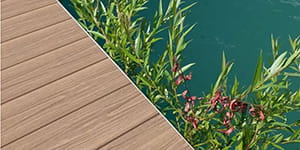 Террасная доска (декинг) из ДПК, фото. Экстерьерная галерея