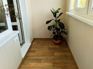 Ламинированные панели ПВХ Век венецианская олива в интерьере