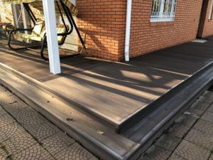 Декинг ДПК PolyWood NEO венге на террасе