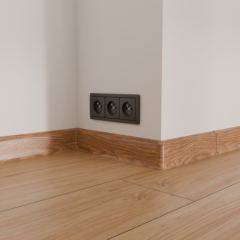 плинтус ПВХ «Ideal» серия «Классик», дуб белёный