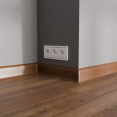 плинтус ПВХ «Ideal» серия «Классик», дуб тёмный