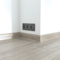 плинтус ПВХ «Ideal» серия «Классик», ясень